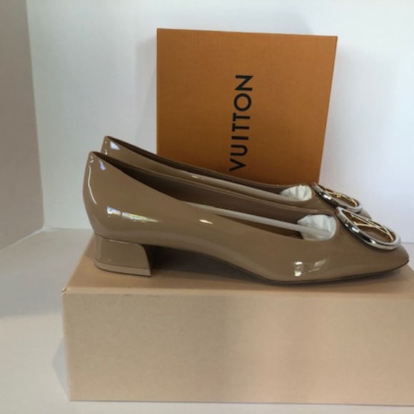 NEW Louis Vuitton Patent Signature Logo - Kid Heal - Picture 6 of 8